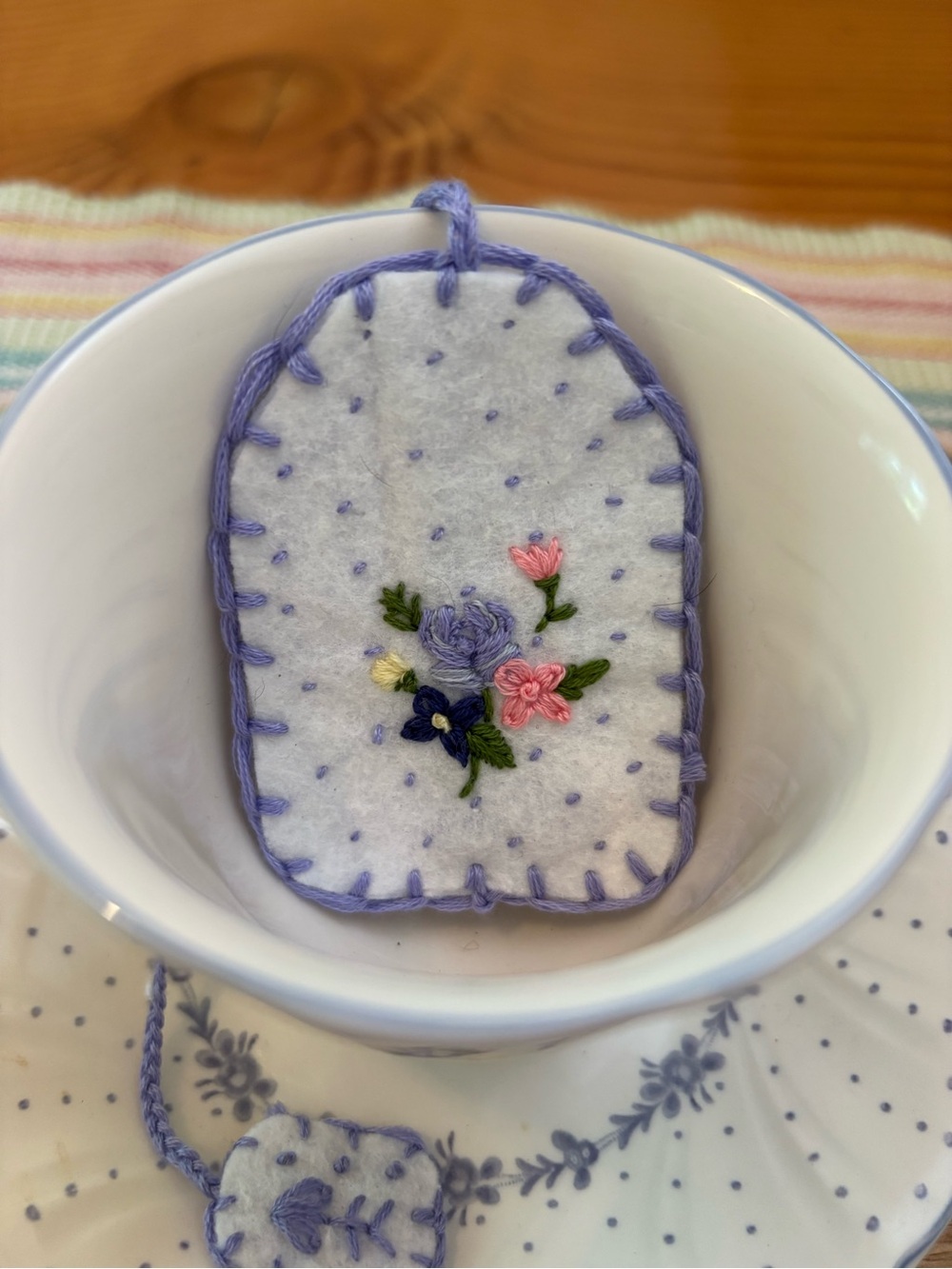 Hand Embroidered Tea Bag Bookmark with Coordinating Cup and Saucer - Picture 4 of 7